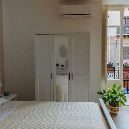 Il Tempo Ritrovato - Locazione Ad Uso Turistico Apartment Palermo Luaran gambar