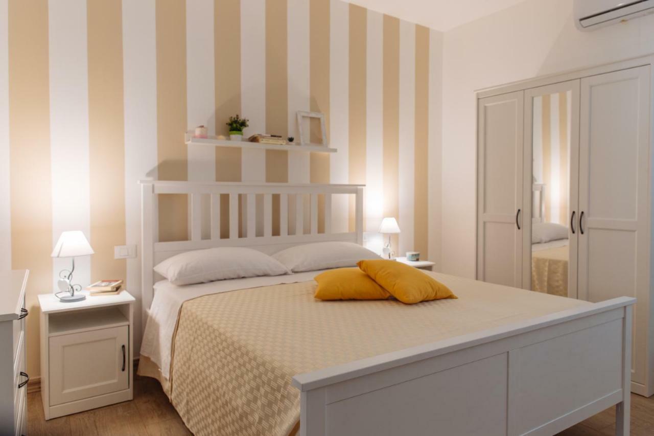 Il Tempo Ritrovato - Locazione Ad Uso Turistico Apartment Palermo Luaran gambar