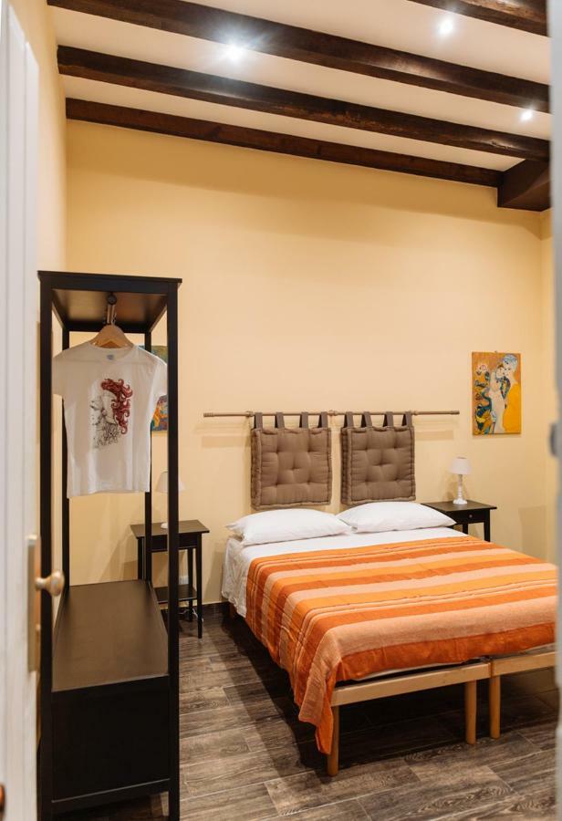 Il Tempo Ritrovato - Locazione Ad Uso Turistico Apartment Palermo Luaran gambar