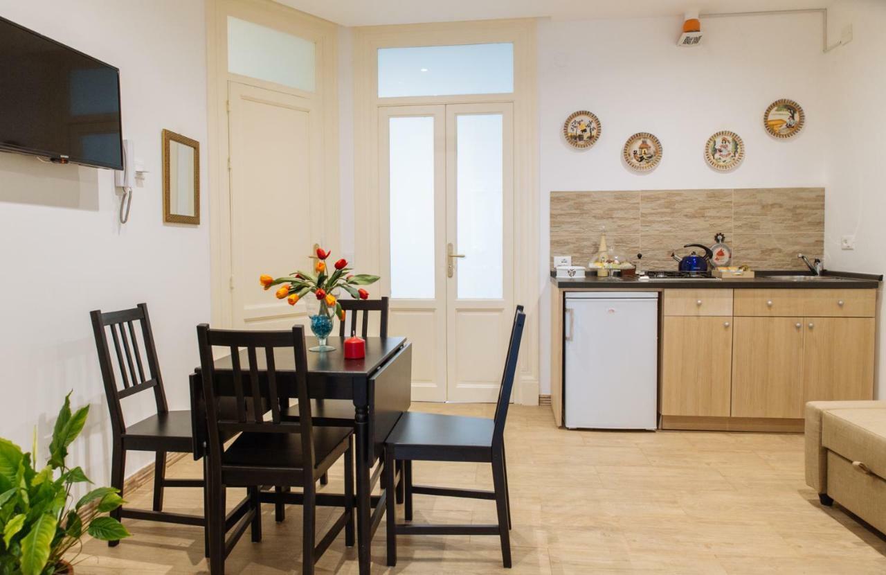 Il Tempo Ritrovato - Locazione Ad Uso Turistico Apartment Palermo Luaran gambar